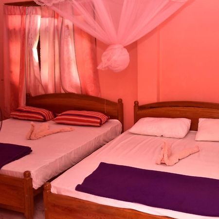 Little Heaven Guest Hotel เอลลา ภายนอก รูปภาพ