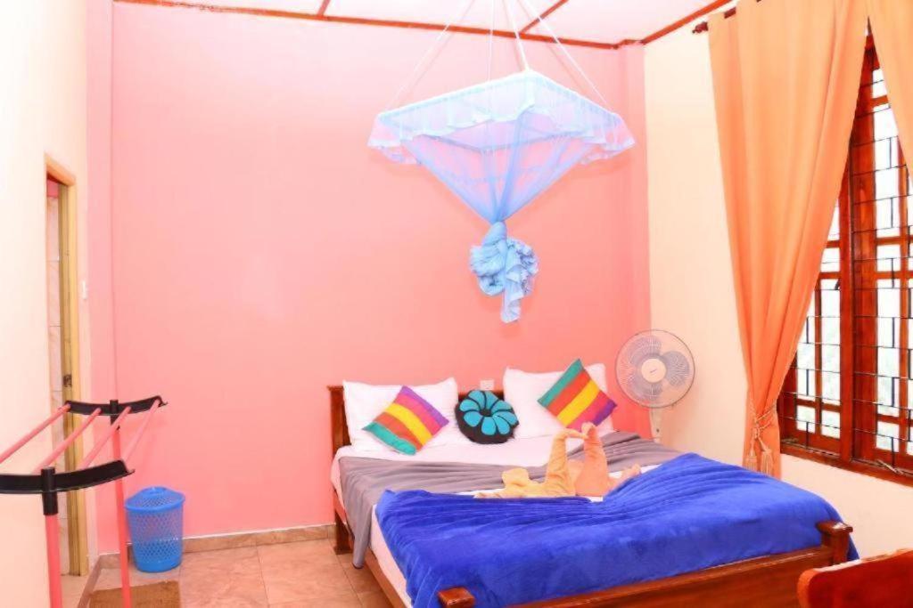Little Heaven Guest Hotel เอลลา ภายนอก รูปภาพ