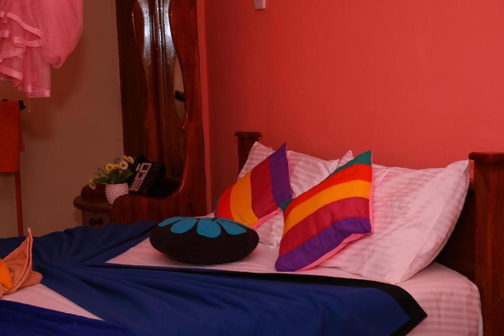 Little Heaven Guest Hotel เอลลา ภายนอก รูปภาพ